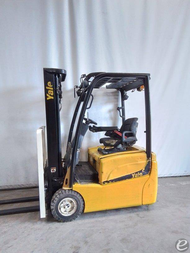 2014 Yale ERP030VT