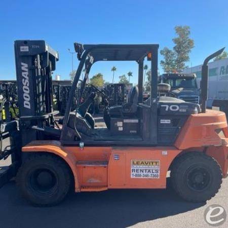 2017 Doosan D70S-7