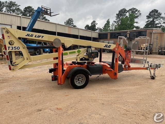 2017 JLG T350