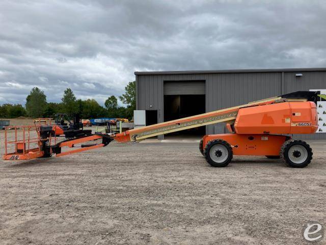 2017 JLG 660SJ