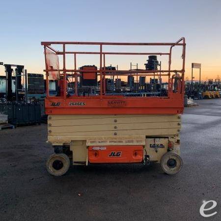 2019 JLG 2646ES