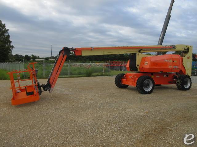 2017 JLG 800AJ