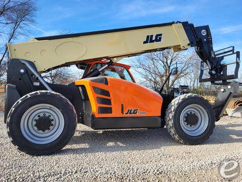 2023 JLG 1055