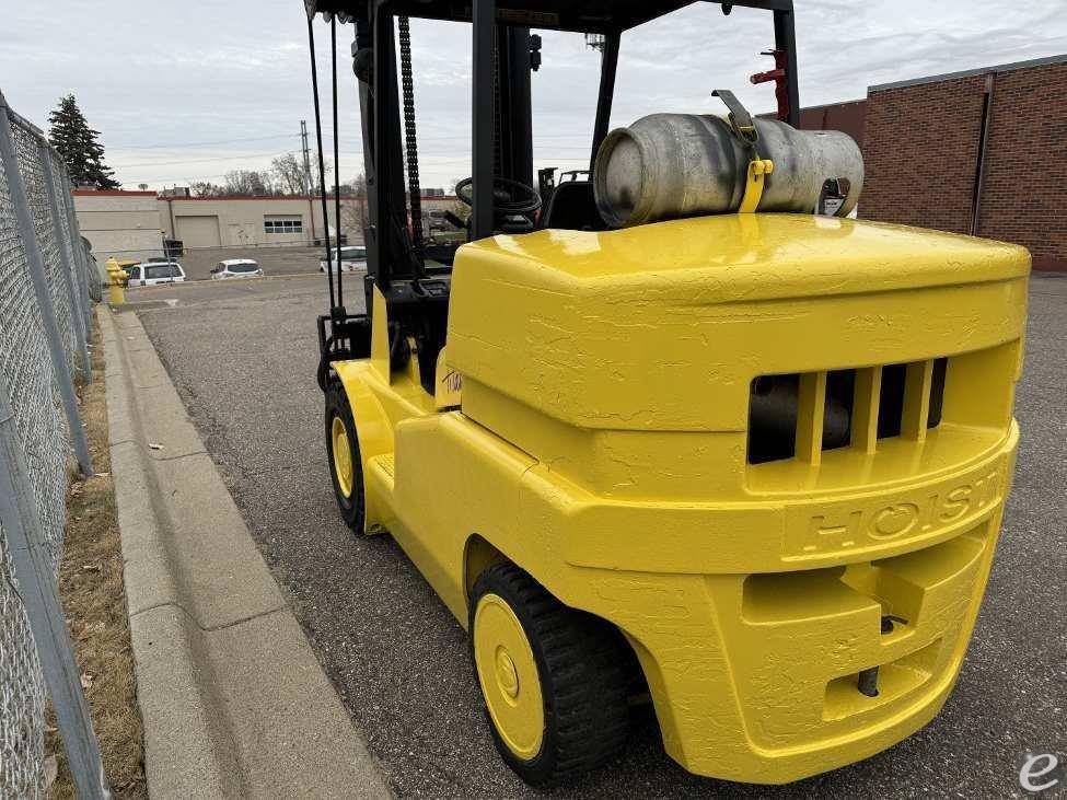 2000 Hoist Liftruck F160