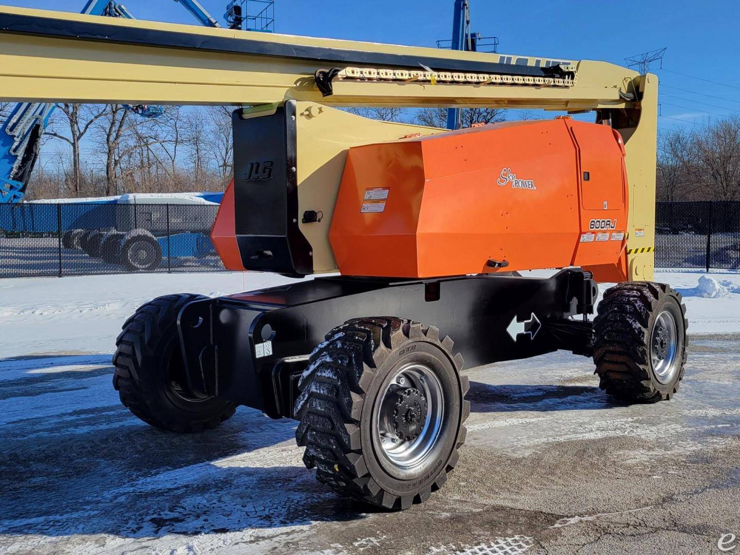 2013 JLG 800AJ