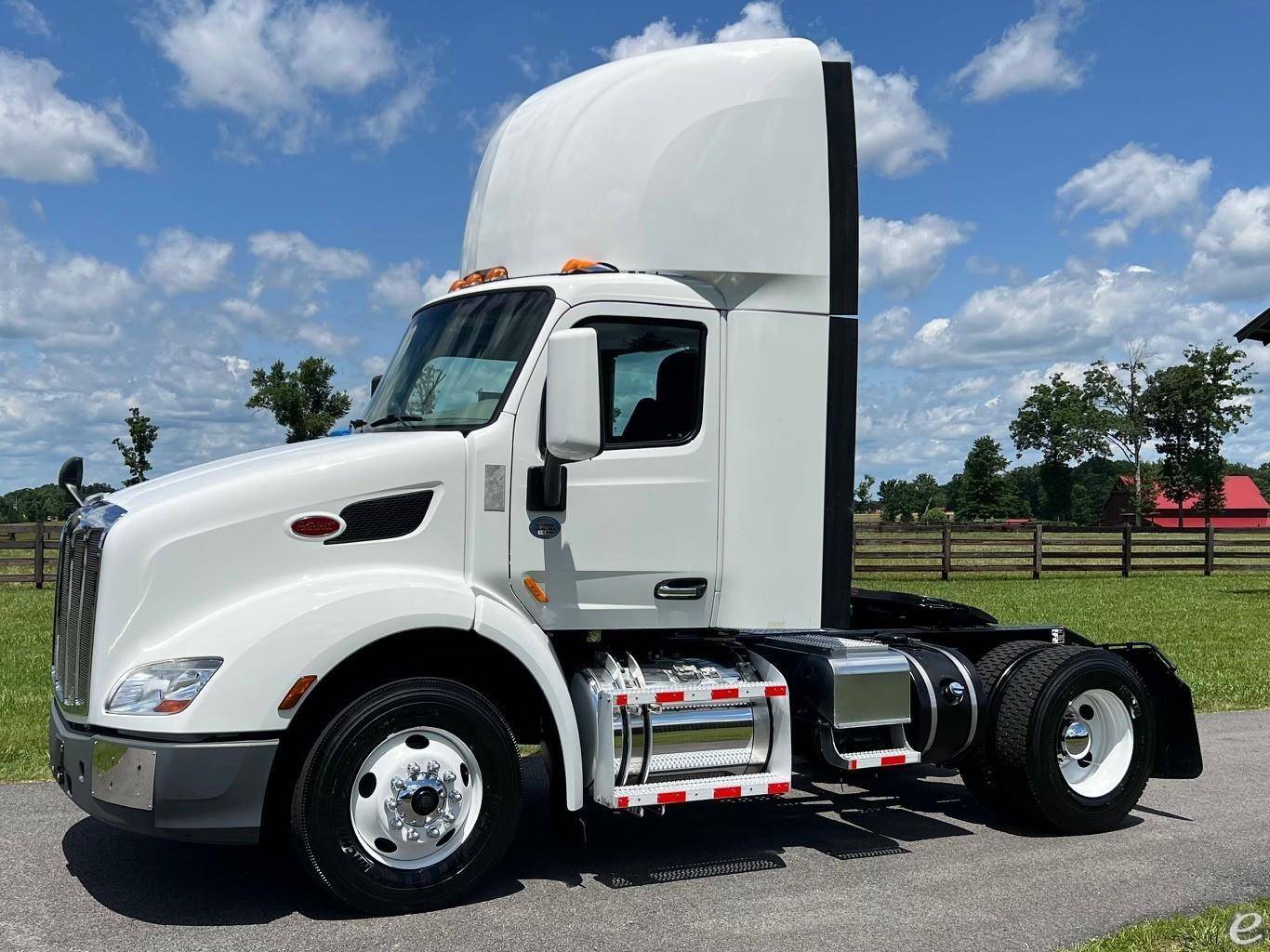 2021 Peterbilt 579