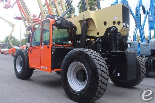 2016 JLG G15-44A