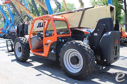 2016 JLG 1255