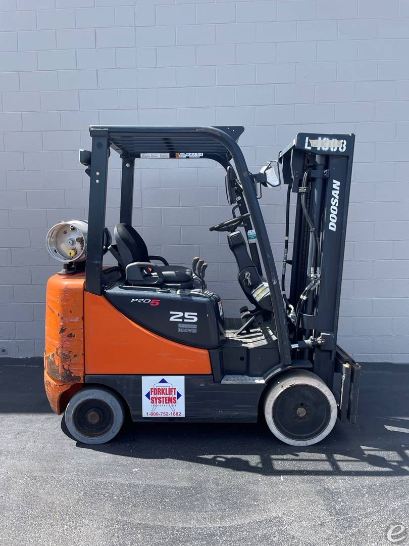 2013 Doosan GC25E-5