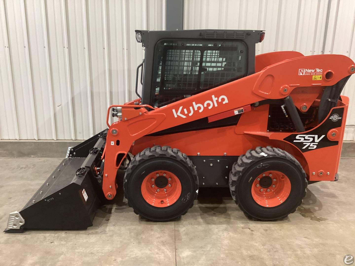 2024 Kubota SSV75PHFC