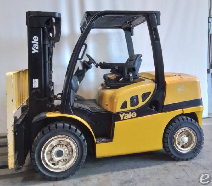 2013 Yale GDP080VX