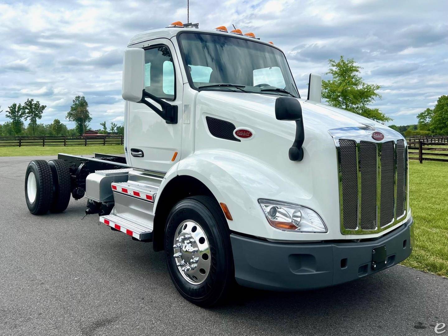 2022 Peterbilt 579