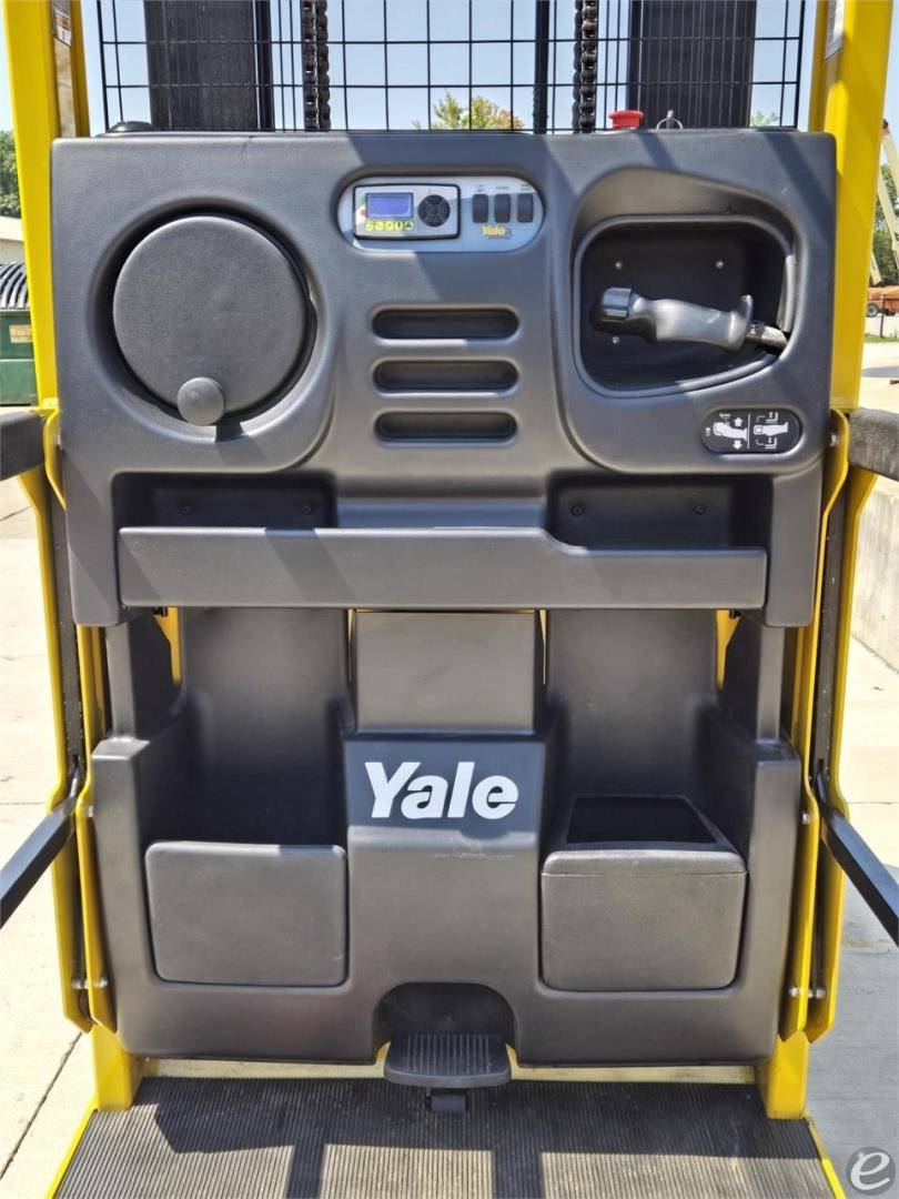 2021 Yale OS030BF