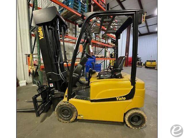 2017 Yale ERP030VF