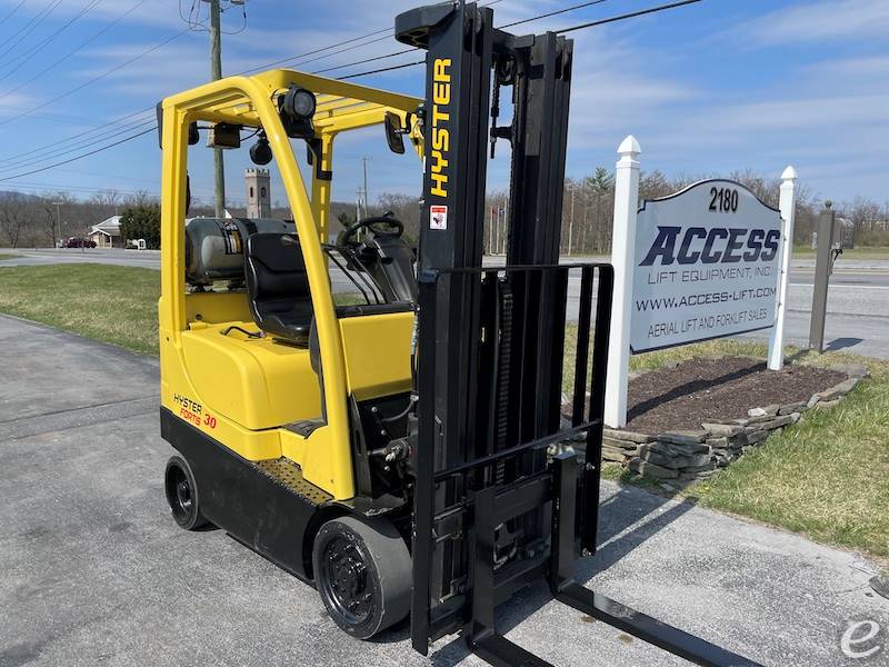 2017 Hyster S30FT