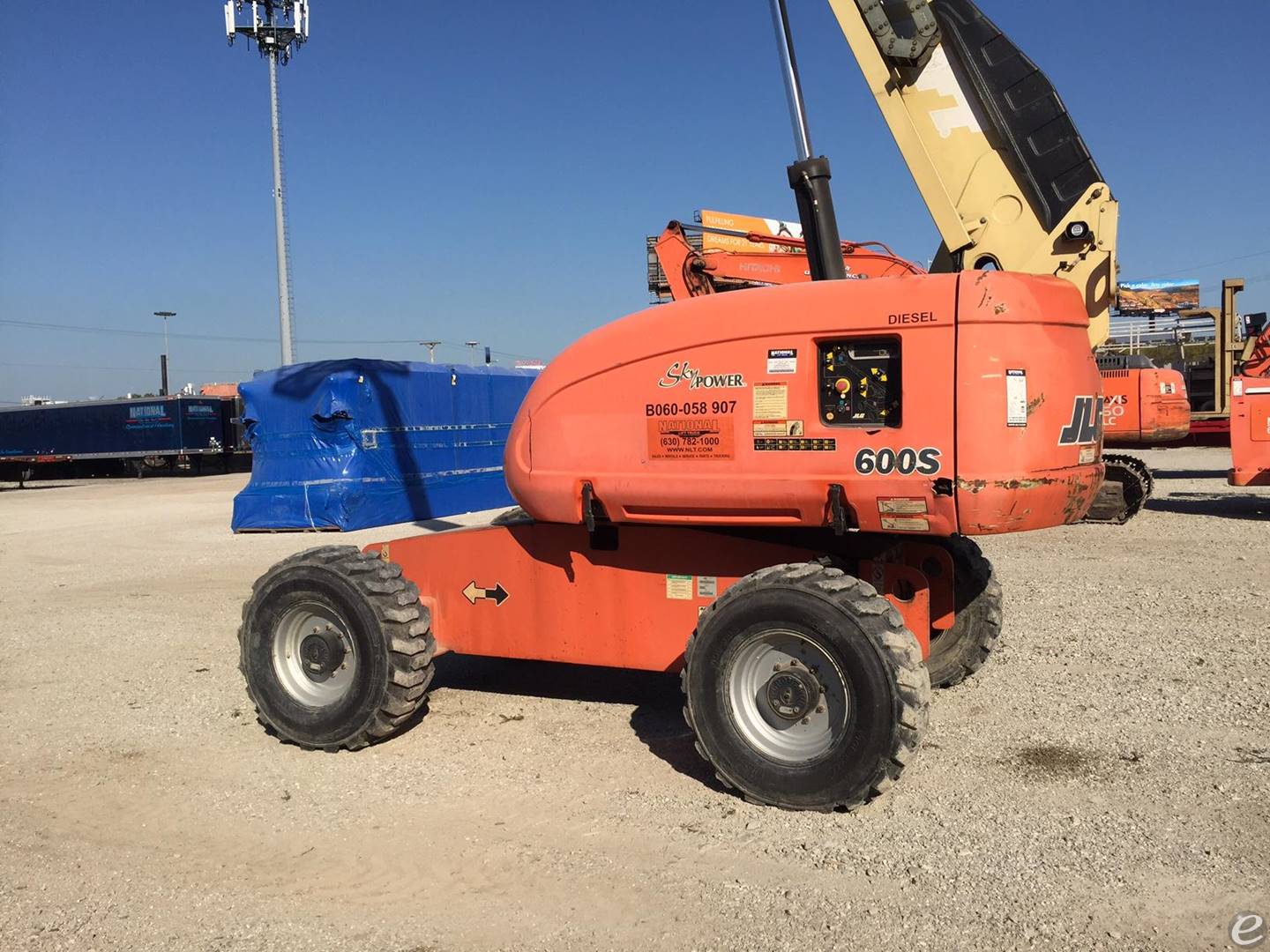 2007 JLG 600S