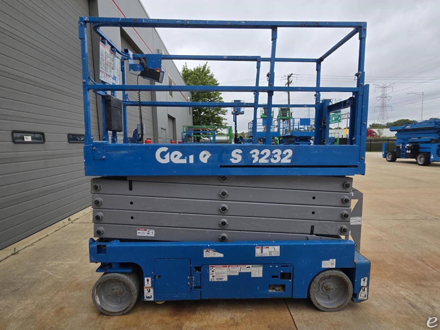 2016 Genie GS3232