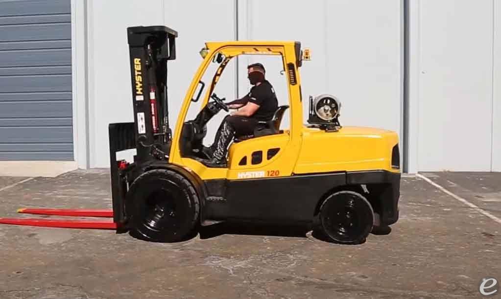 2017 Hyster H120FT