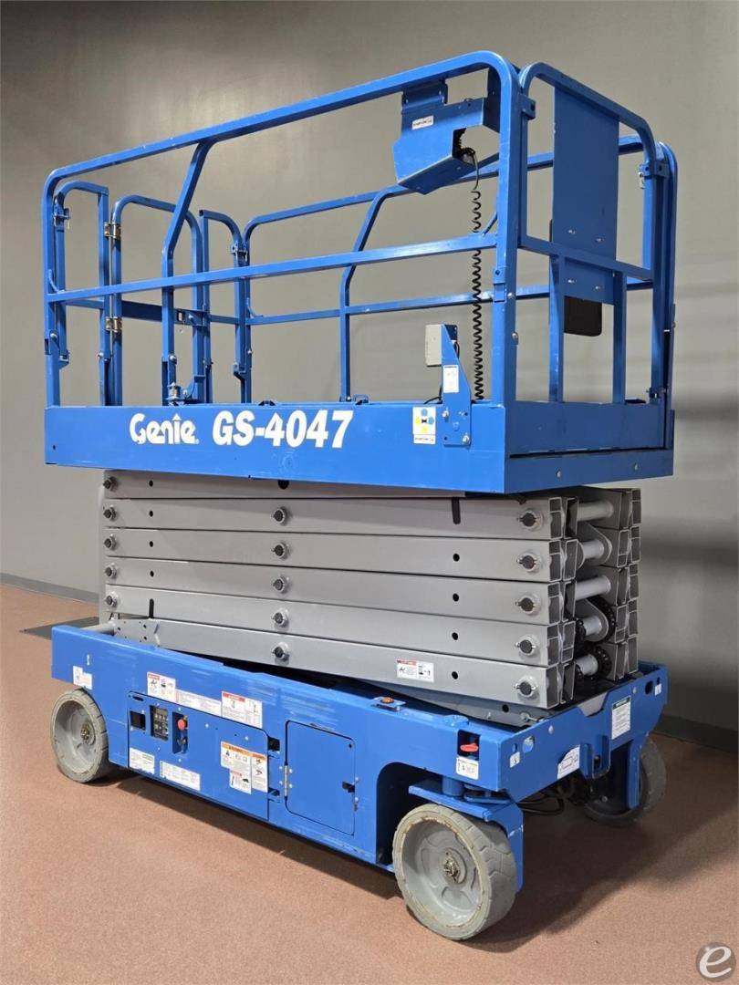 2017 Genie GS4047