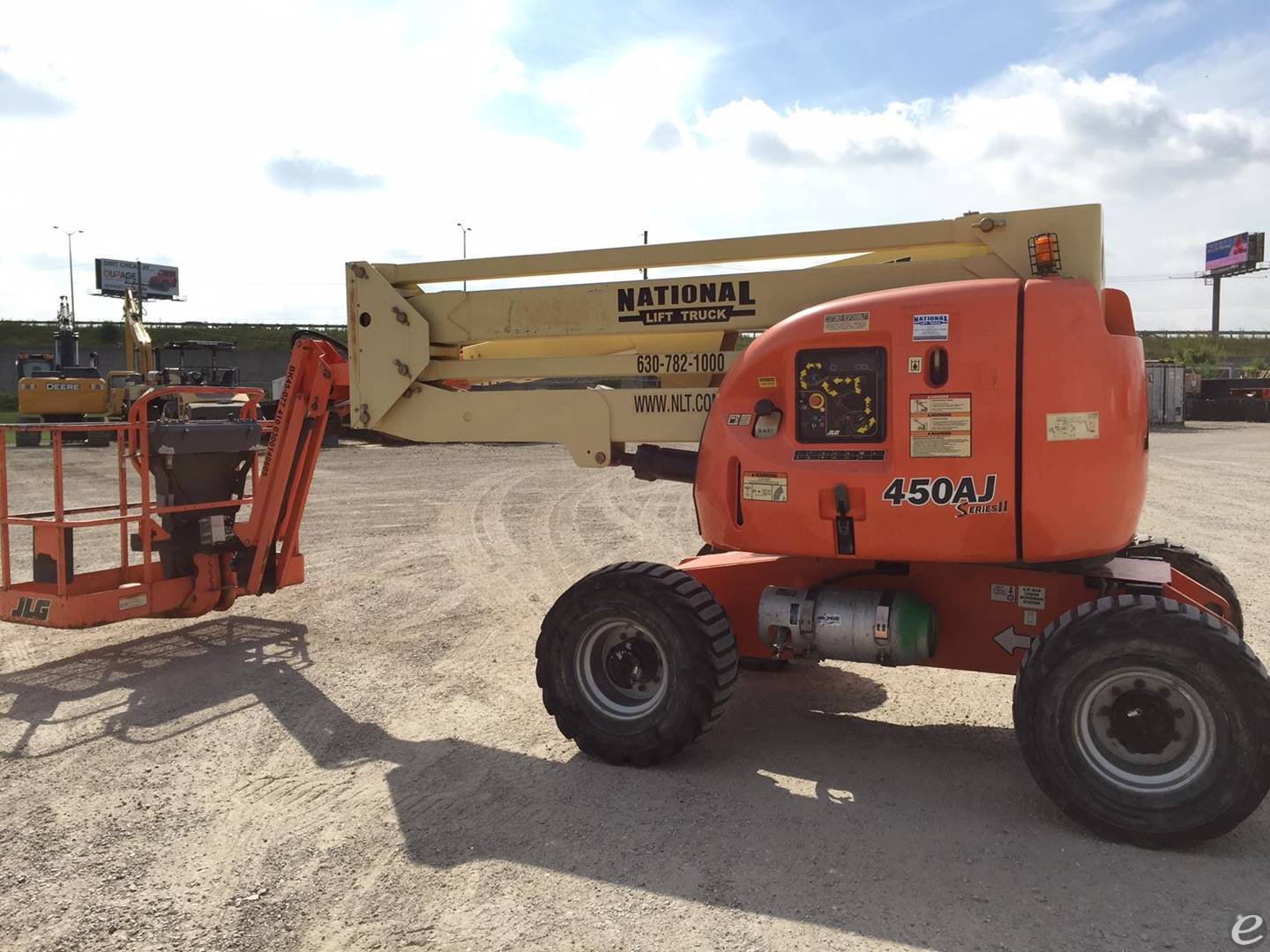 2010 JLG 450AJ