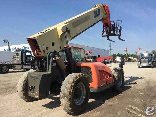 2005 JLG G10-55A