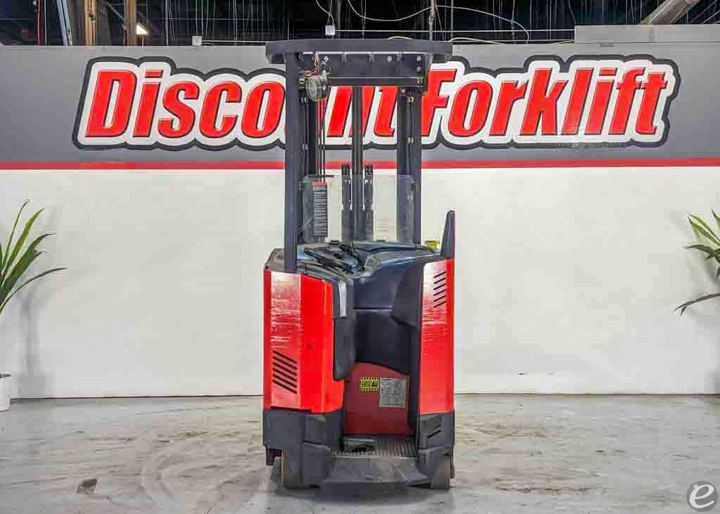 2000 Raymond R40TT Single Reach Reach Truck - 123Forklift