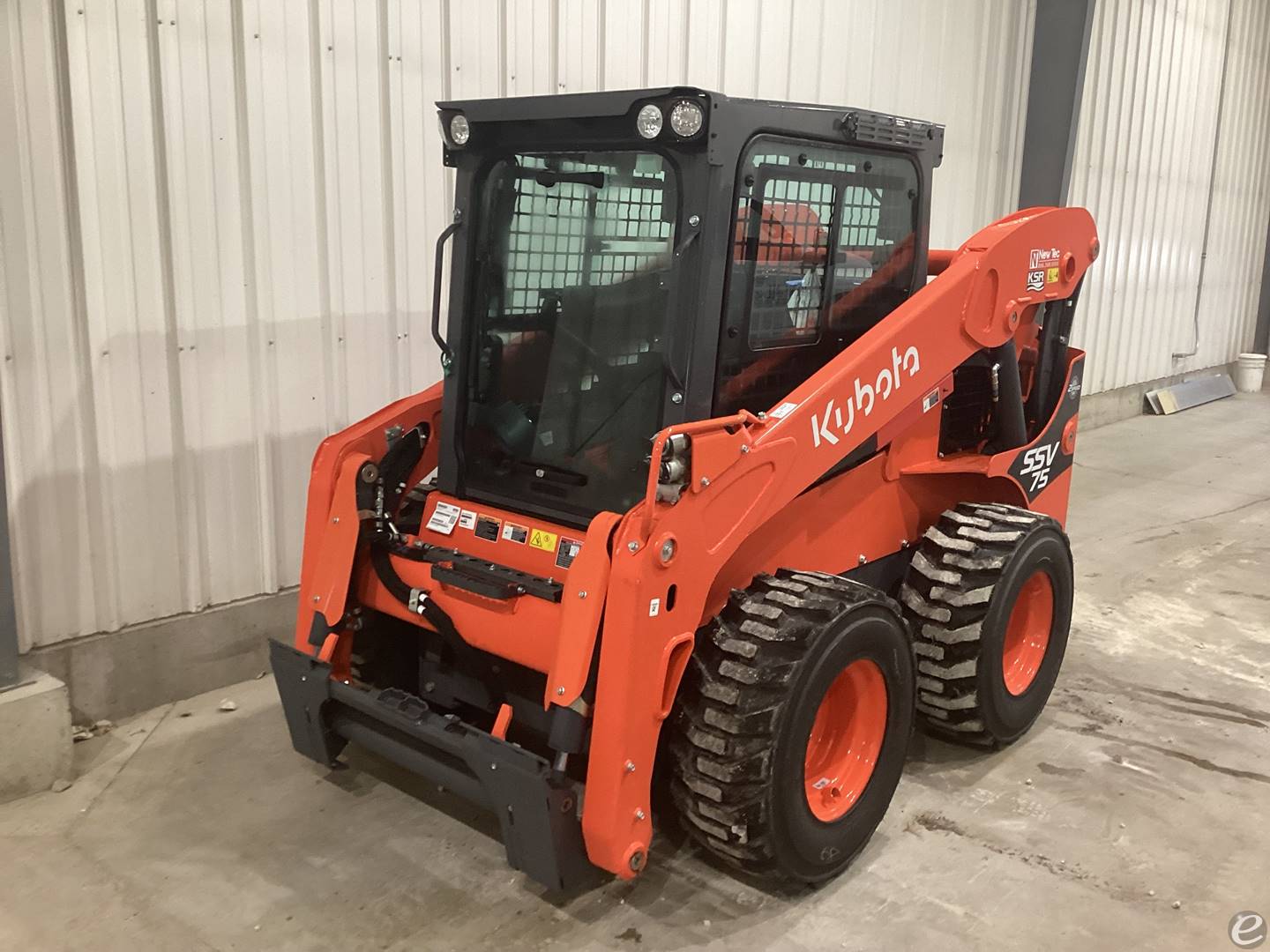 2024 Kubota SSV75HFRC