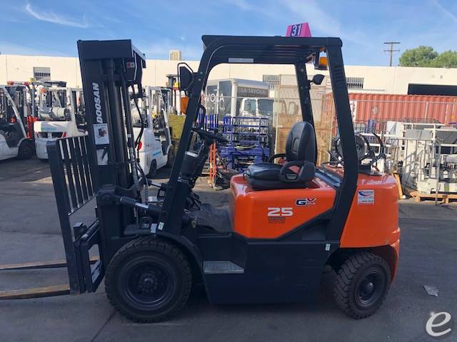 2013 Doosan G25G