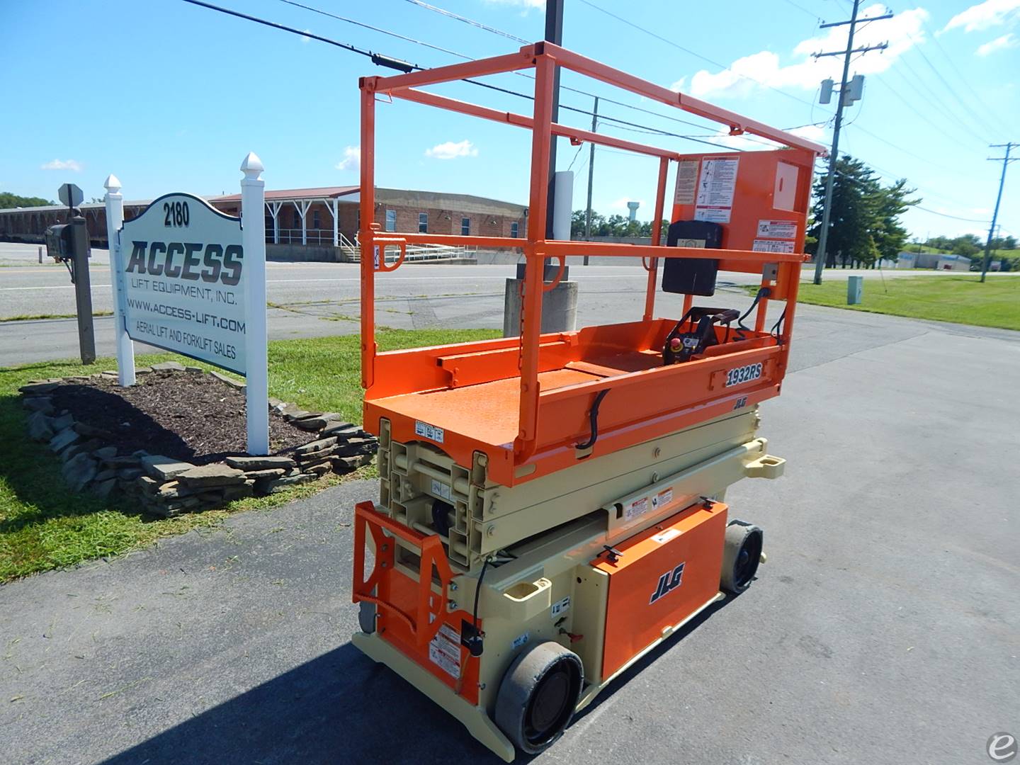 2014 JLG 1932RS