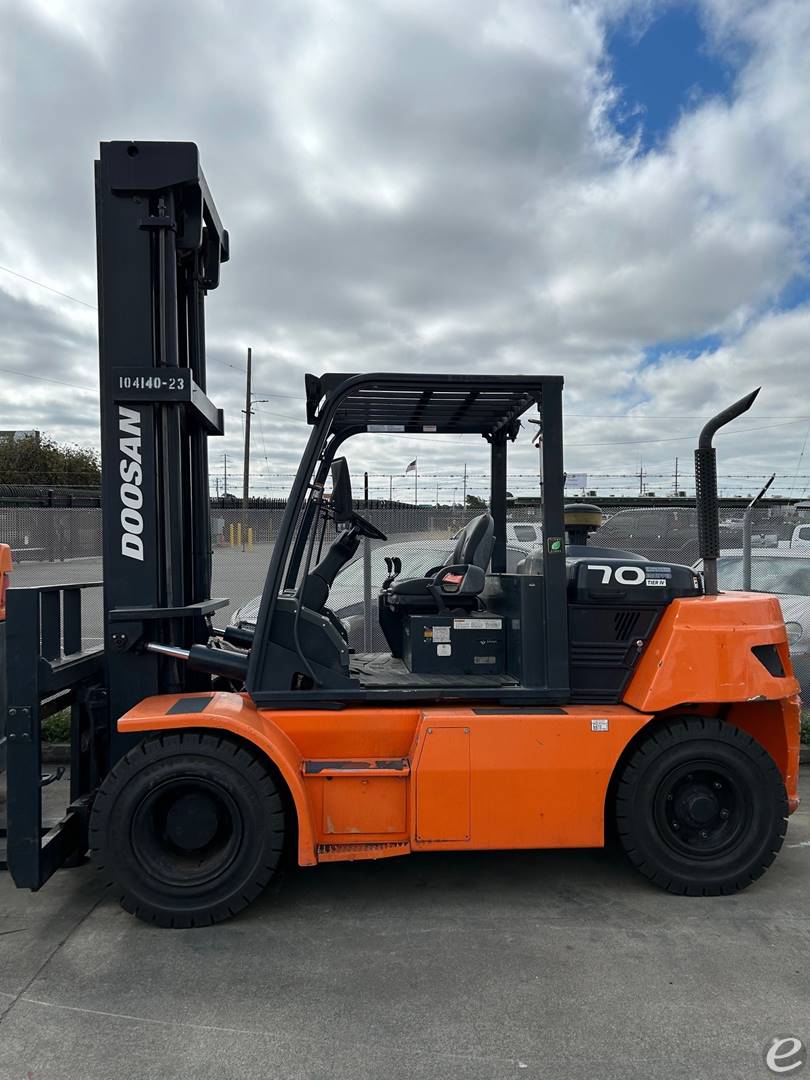 2017 Doosan D70S-7