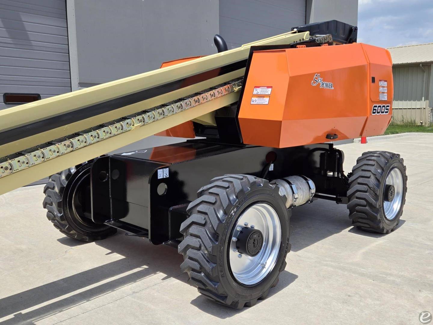 2014 JLG 600S