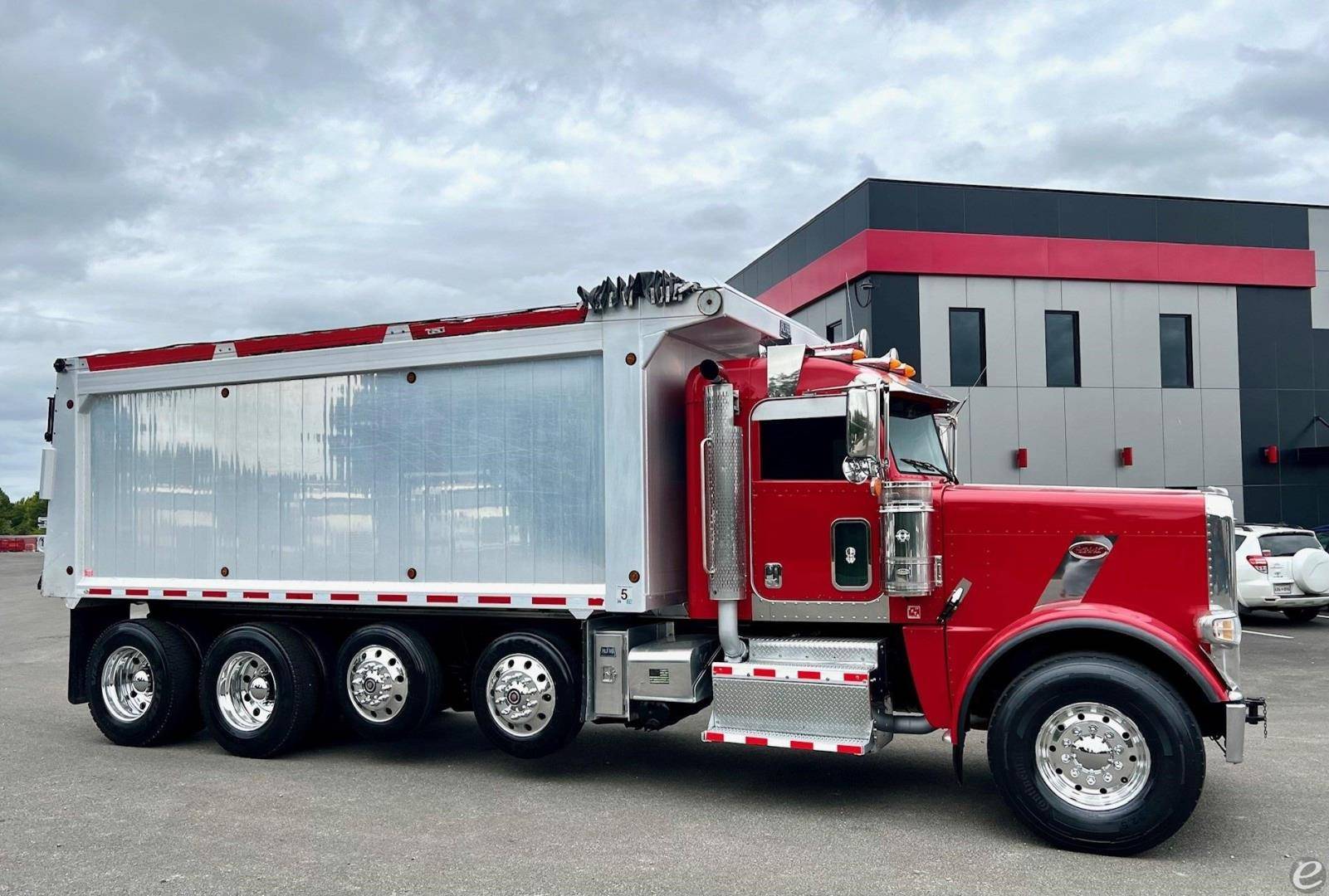 2016 Peterbilt 389