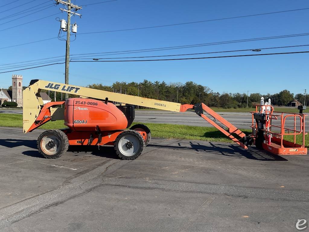 2012 JLG 600AJ