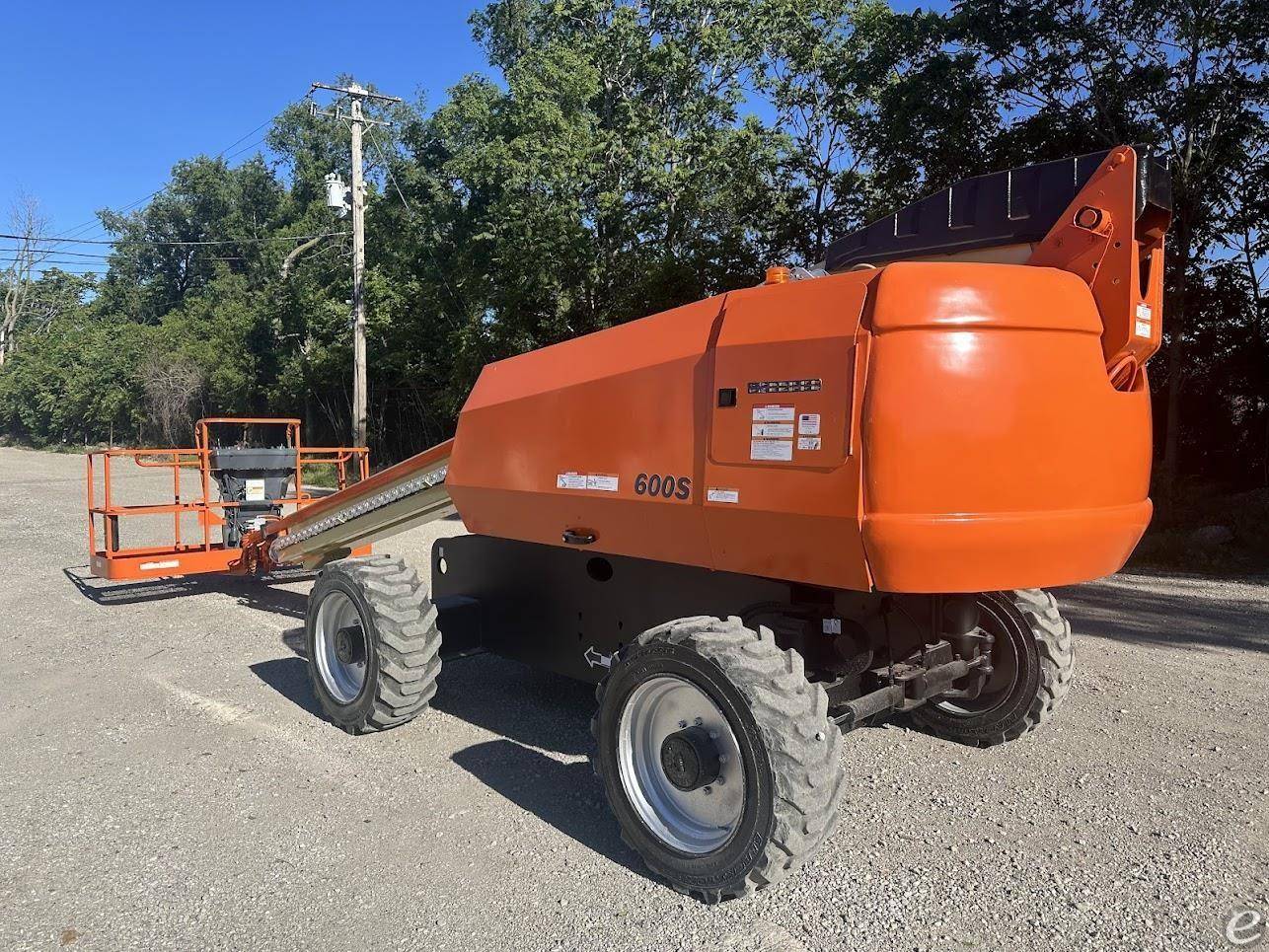 2015 JLG 600S