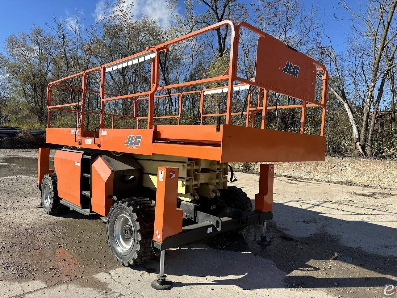 2015 JLG 3394RT