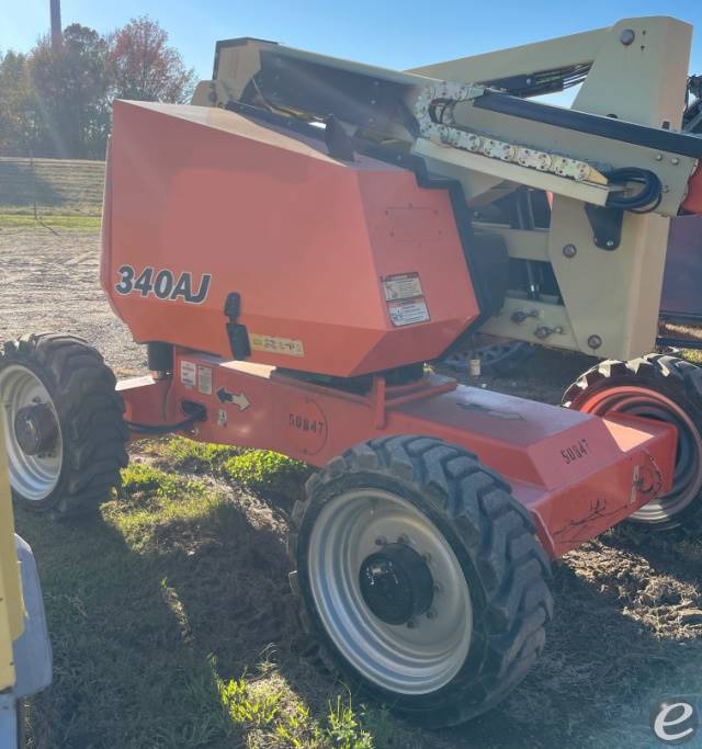 2018 JLG 340AJ