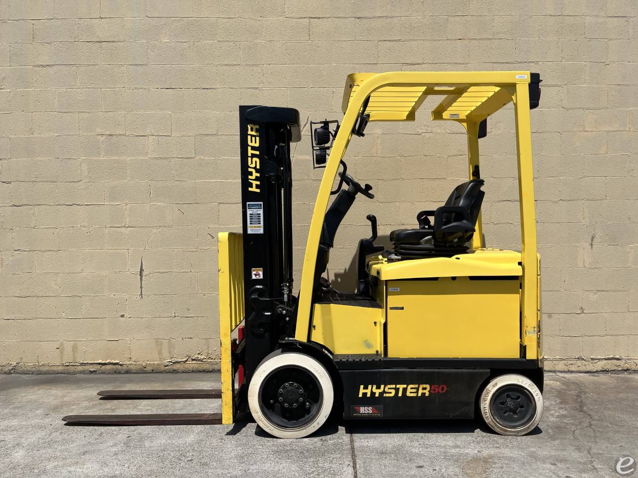 2014 Hyster E50XN-33