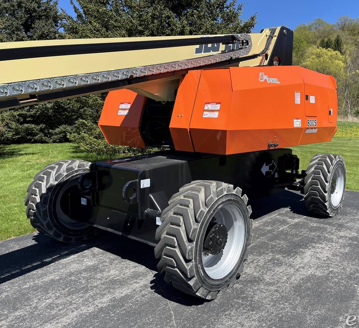 2015 JLG 800S