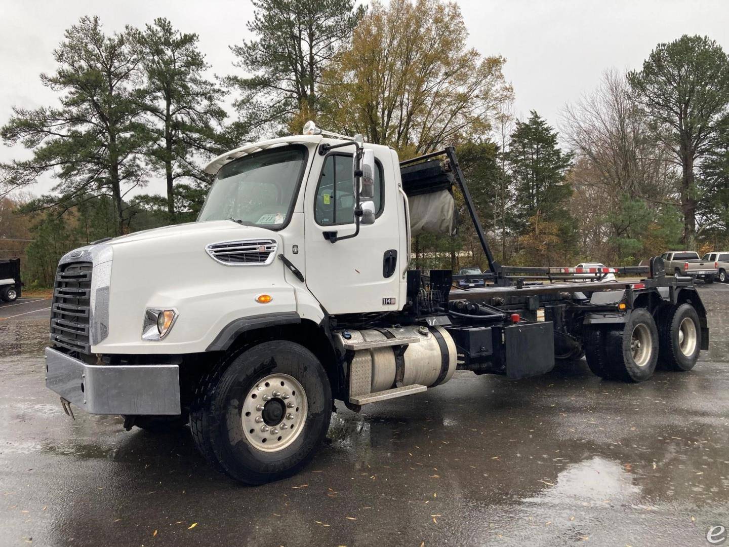 2018 Freightliner 114SD