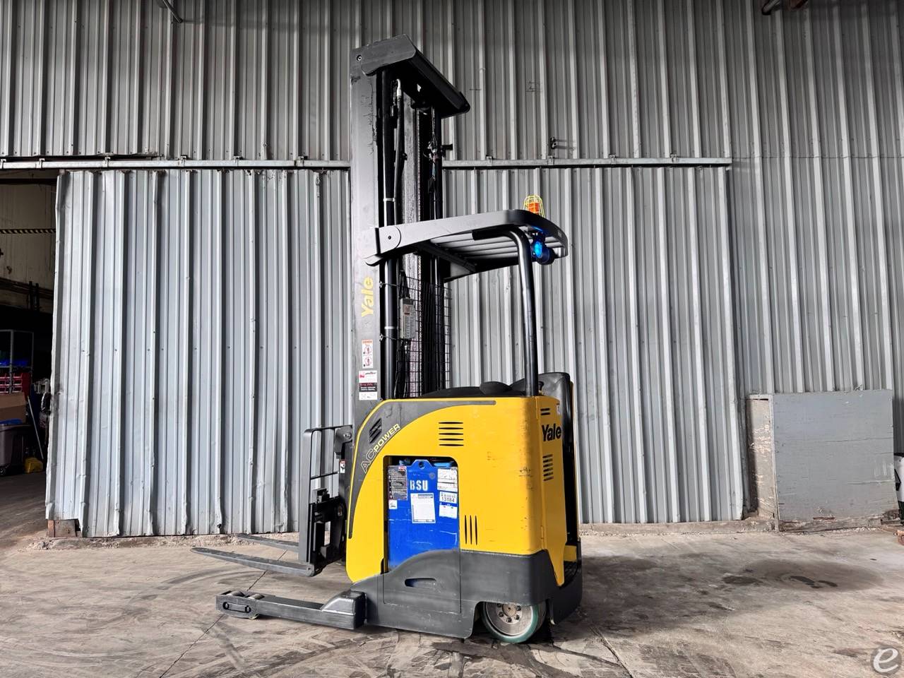 2019 Yale NDR035EBNM36TE138 Double Reach Reach Truck - 123Forklift