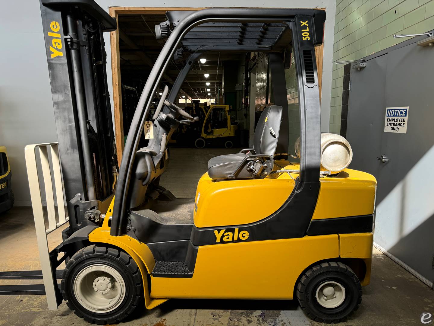 2012 Yale GLP050LX