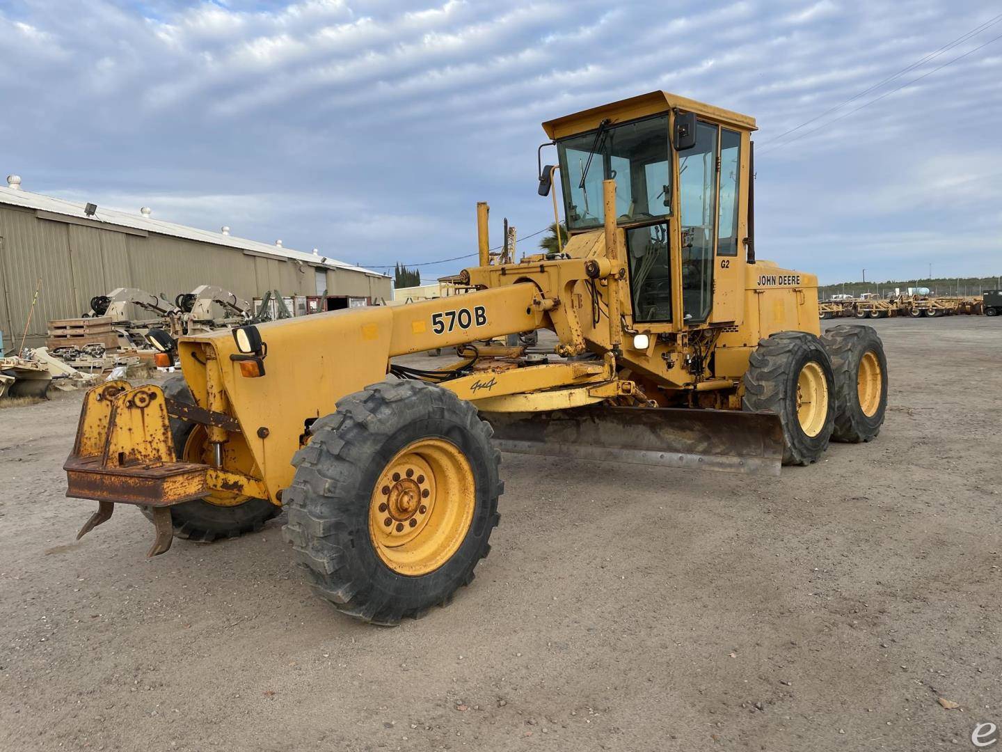 1989 John Deere 570B