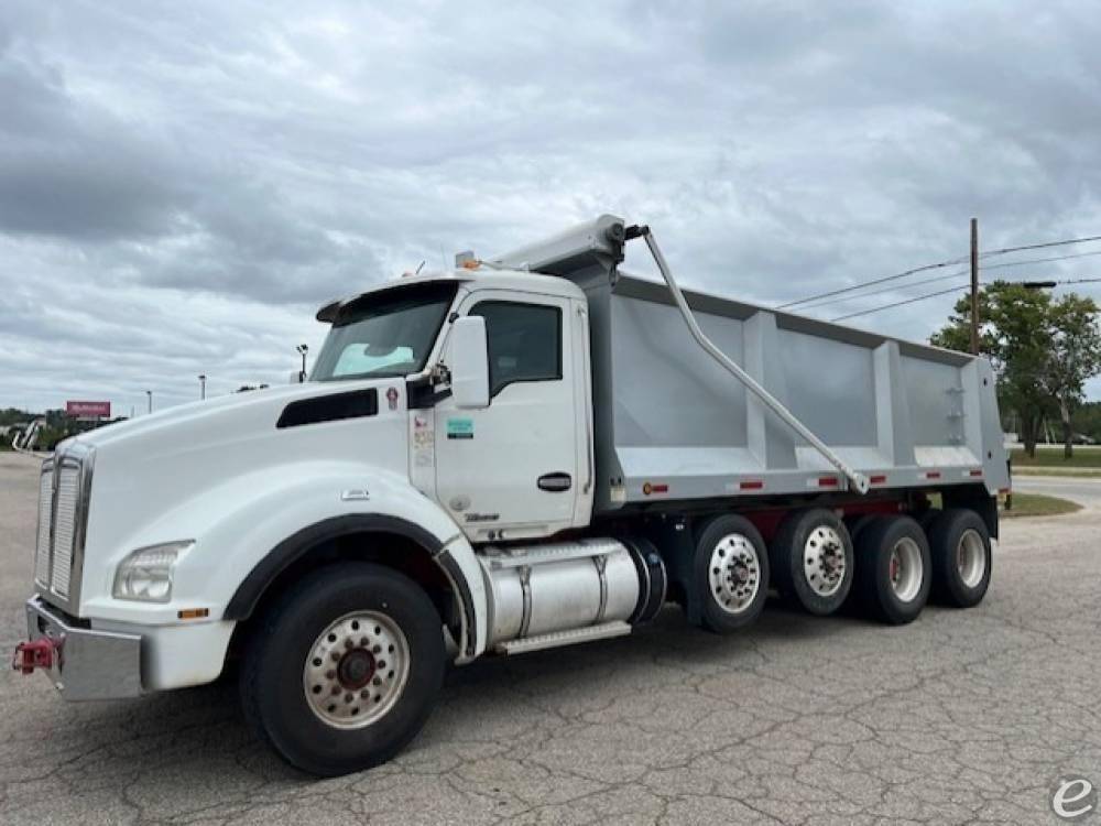 2017 Kenworth T880