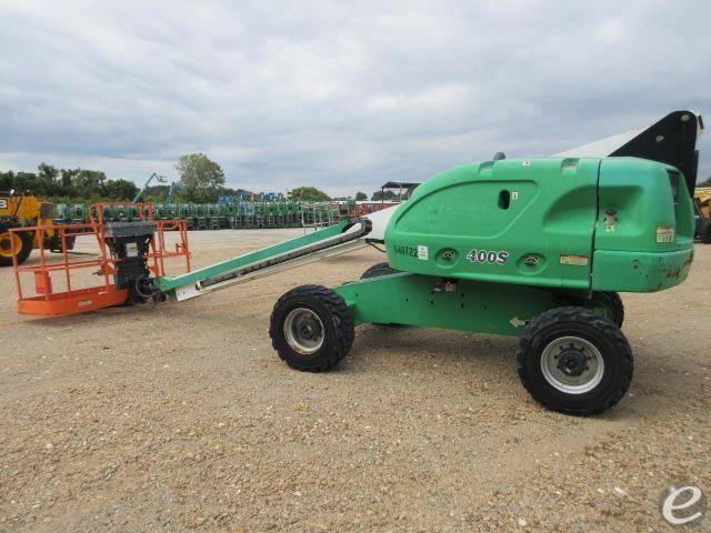 2014 JLG 400S