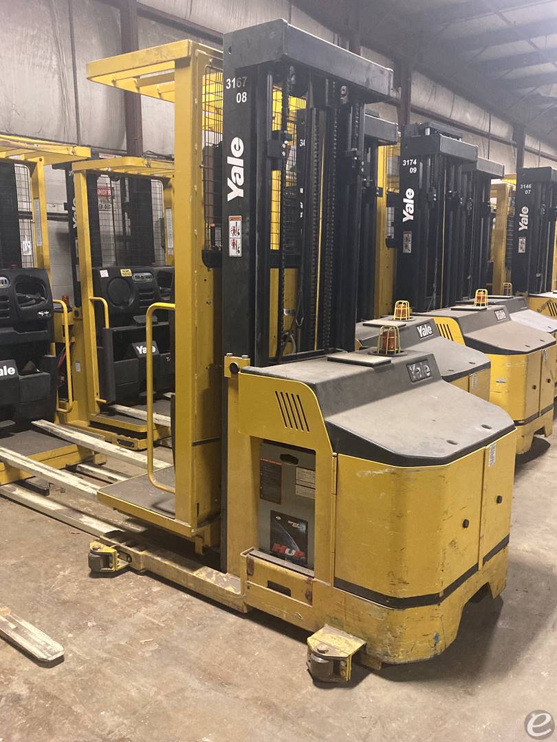 2015 Yale OS030 Electric Order Picker - 123Forklift