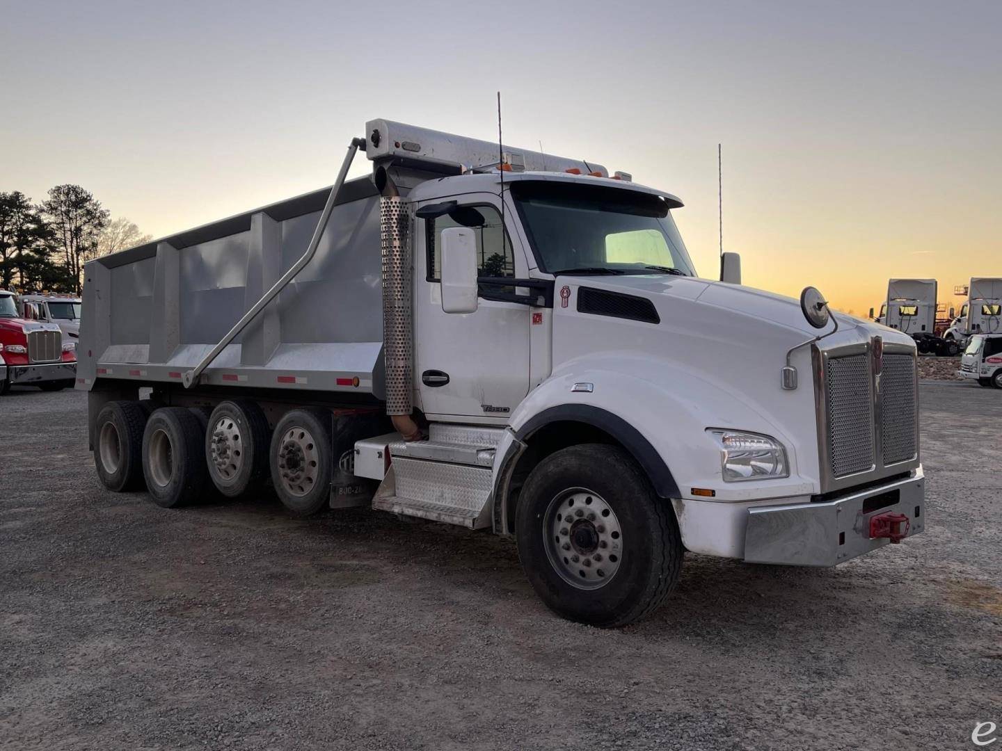 2019 Kenworth T880