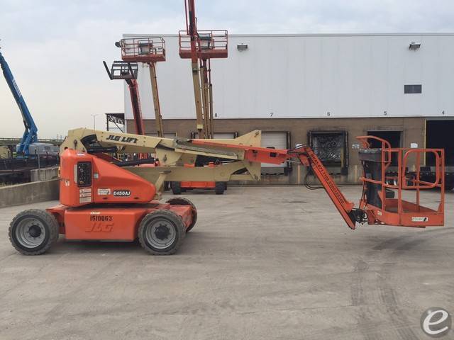 2008 JLG E450AJ