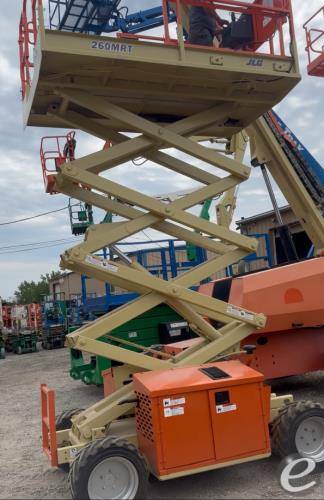 2013 JLG 260MRT