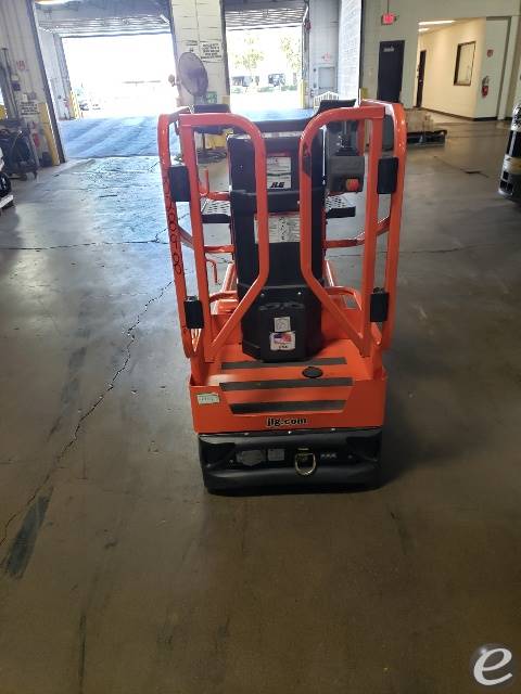 2018 JLG 10MSP