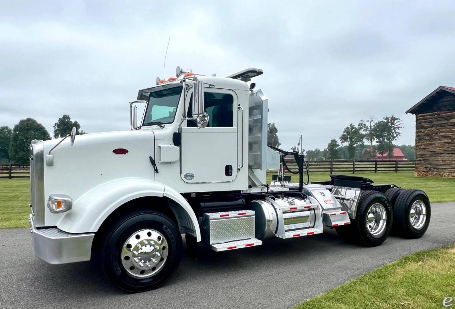 2015 Peterbilt 365